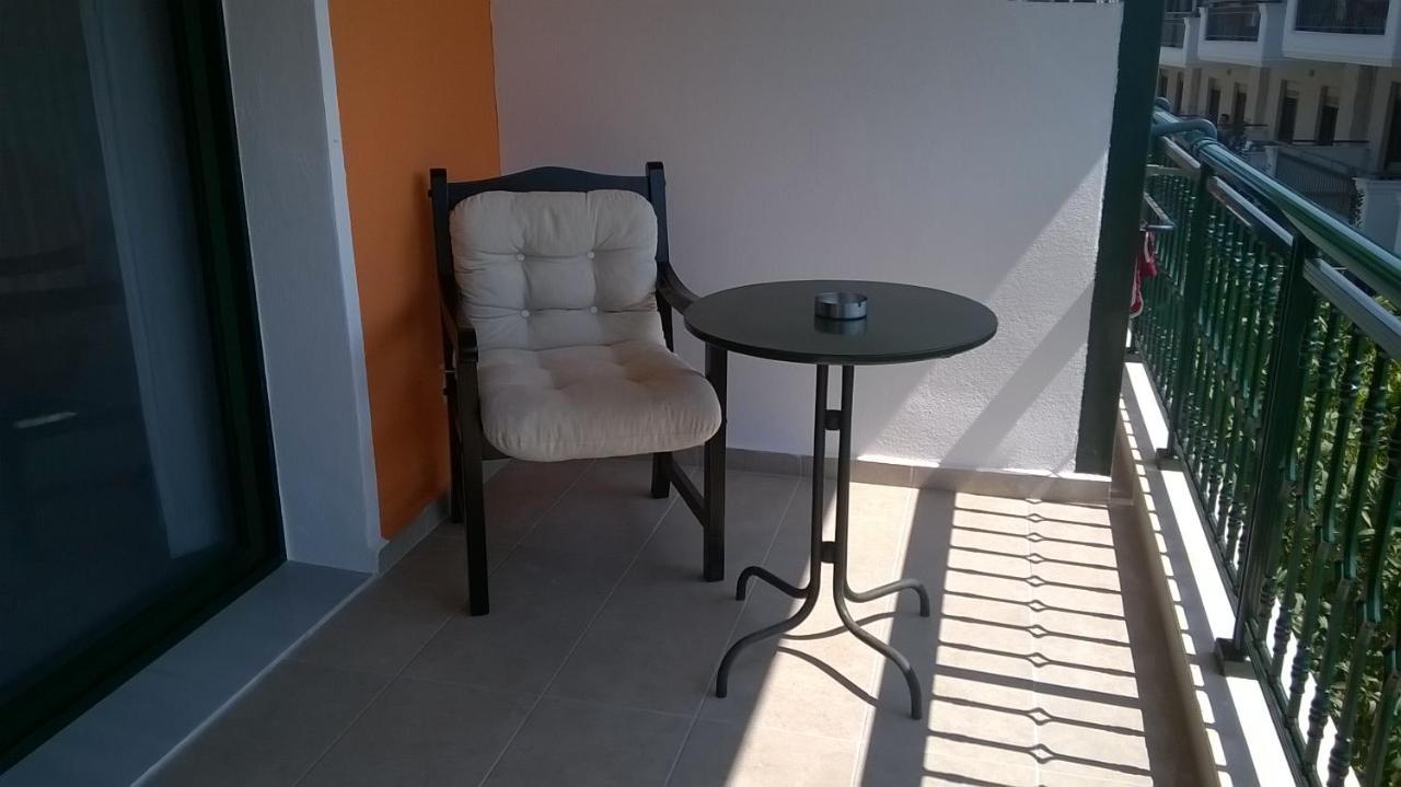 Orange Tree Garden Apartment Pefkochori Exterior photo