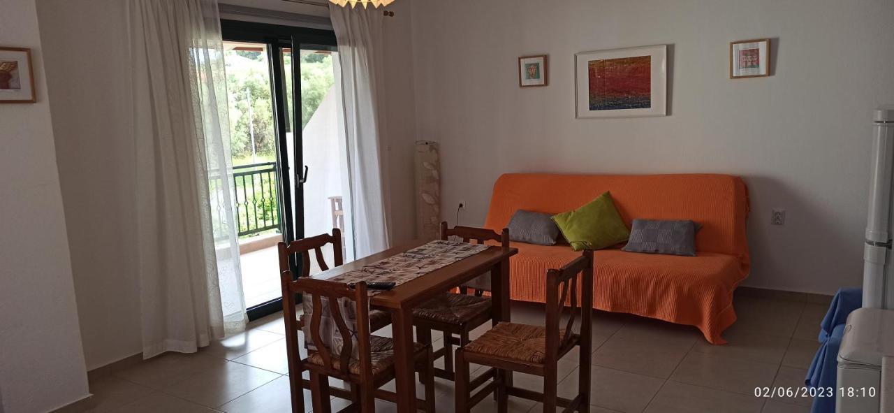 Orange Tree Garden Apartment Pefkochori Exterior photo